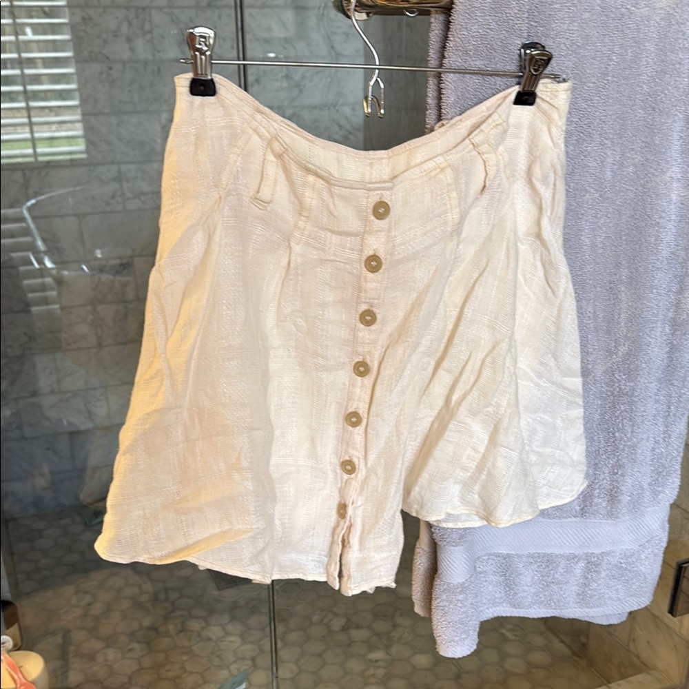 Cream Button-Front Skirt/ skort